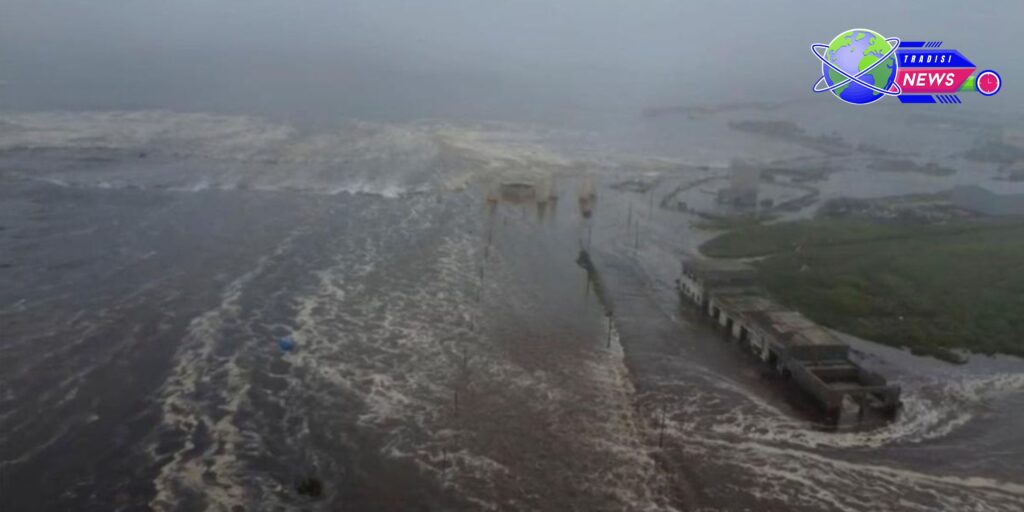tsunami